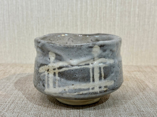 SBKTB233 東窯春草造 鼠志野 茶碗