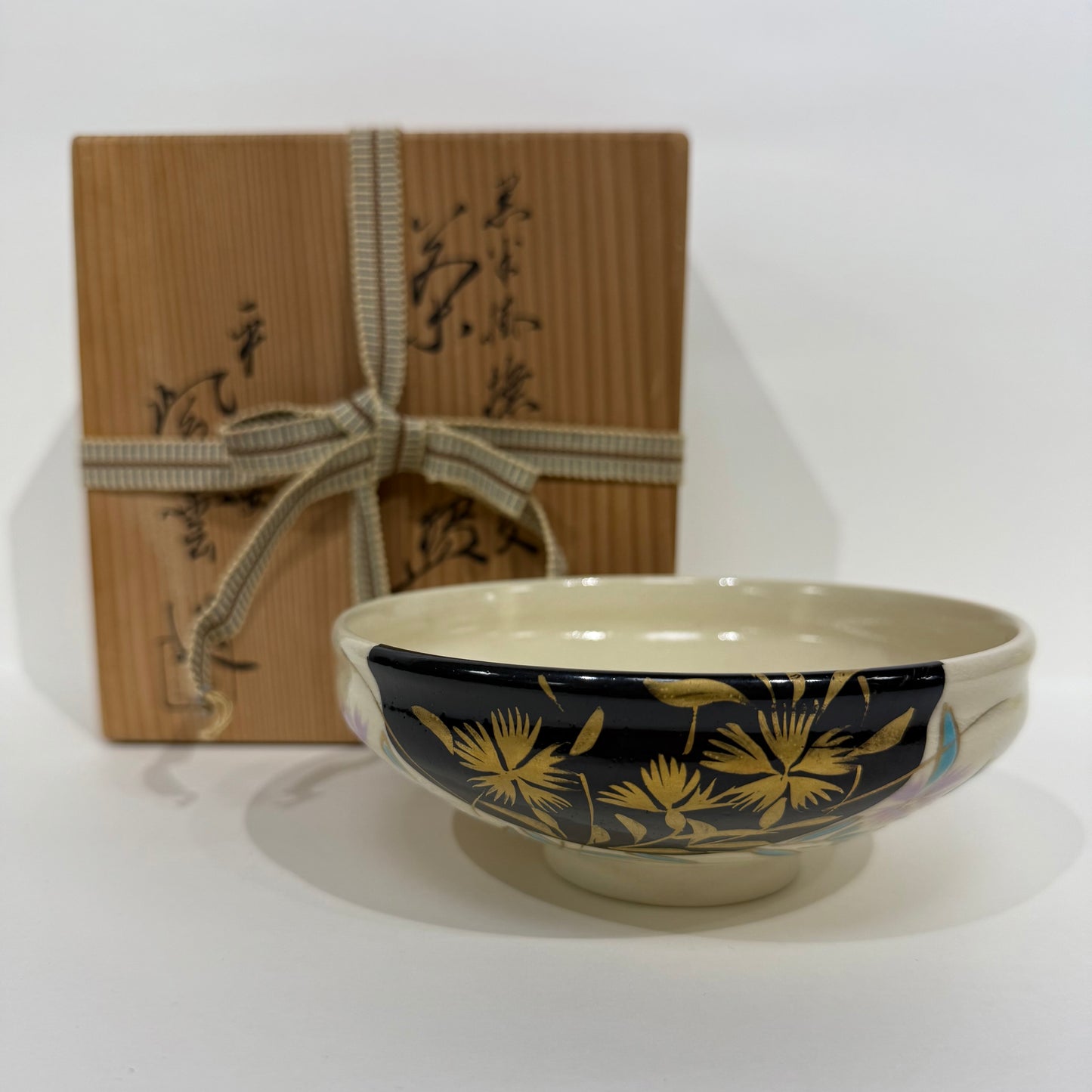 SBKTB132  黑半掛撫子文 茶碗