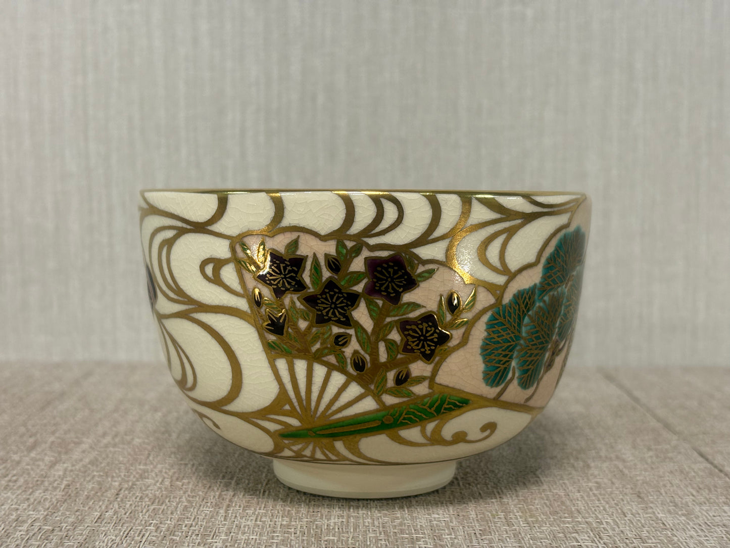SBKTB157   京焼　加藤徹造　金彩色絵　扇面流水　茶碗